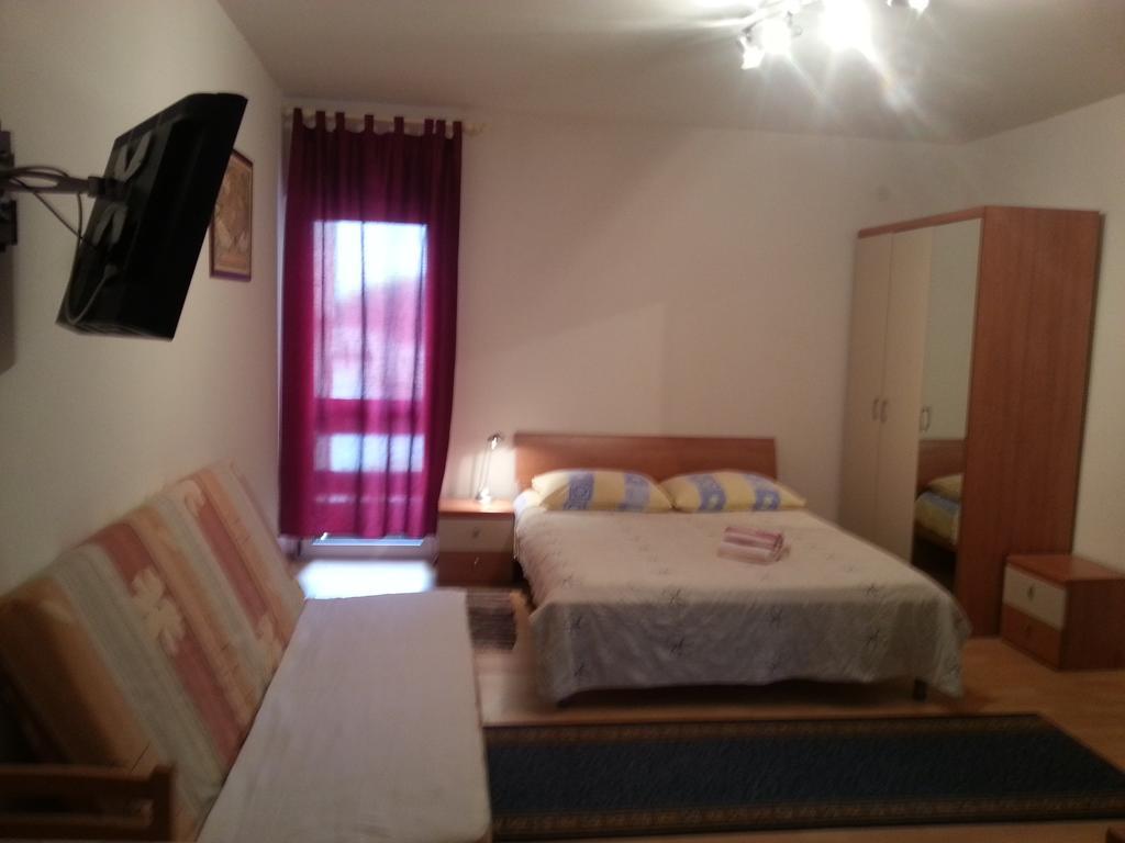 Studio Apartments Ivica Primošten Cameră foto